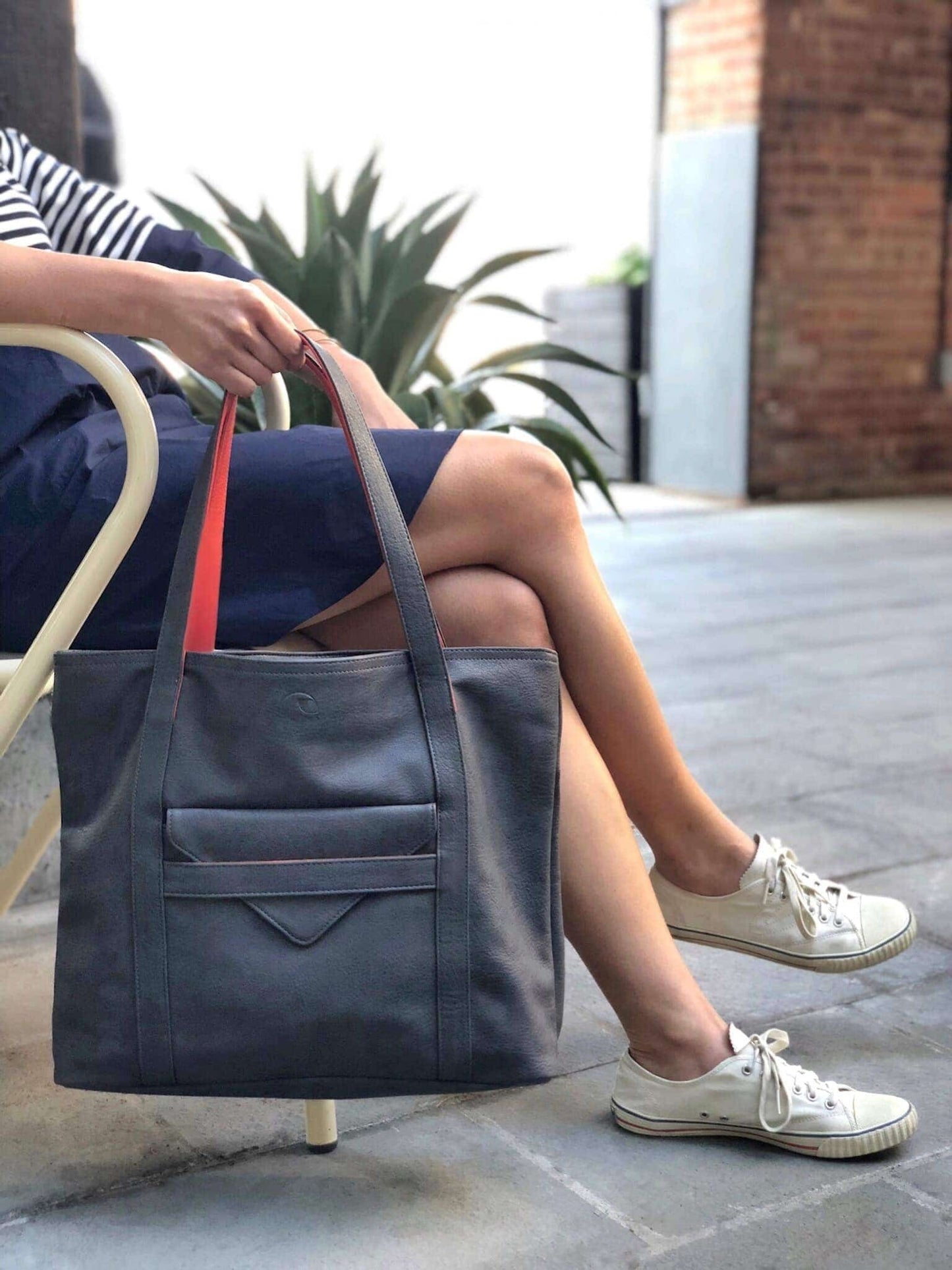 Borough Vegan Leather Tote - Eco4life Clothing and Accessories