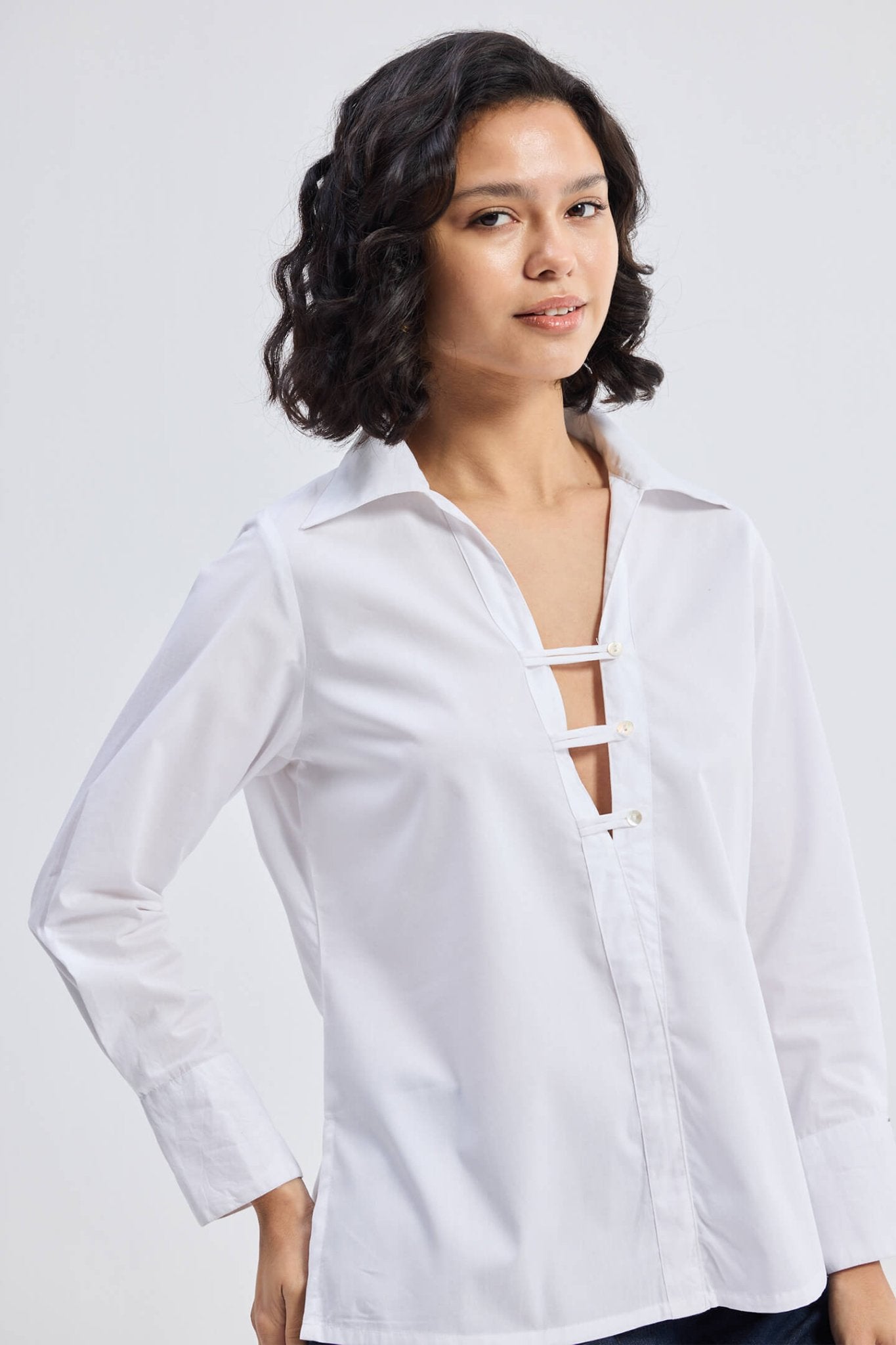Crisp Details Button - down Shirt in White - Eco4life Clothing and Accessories