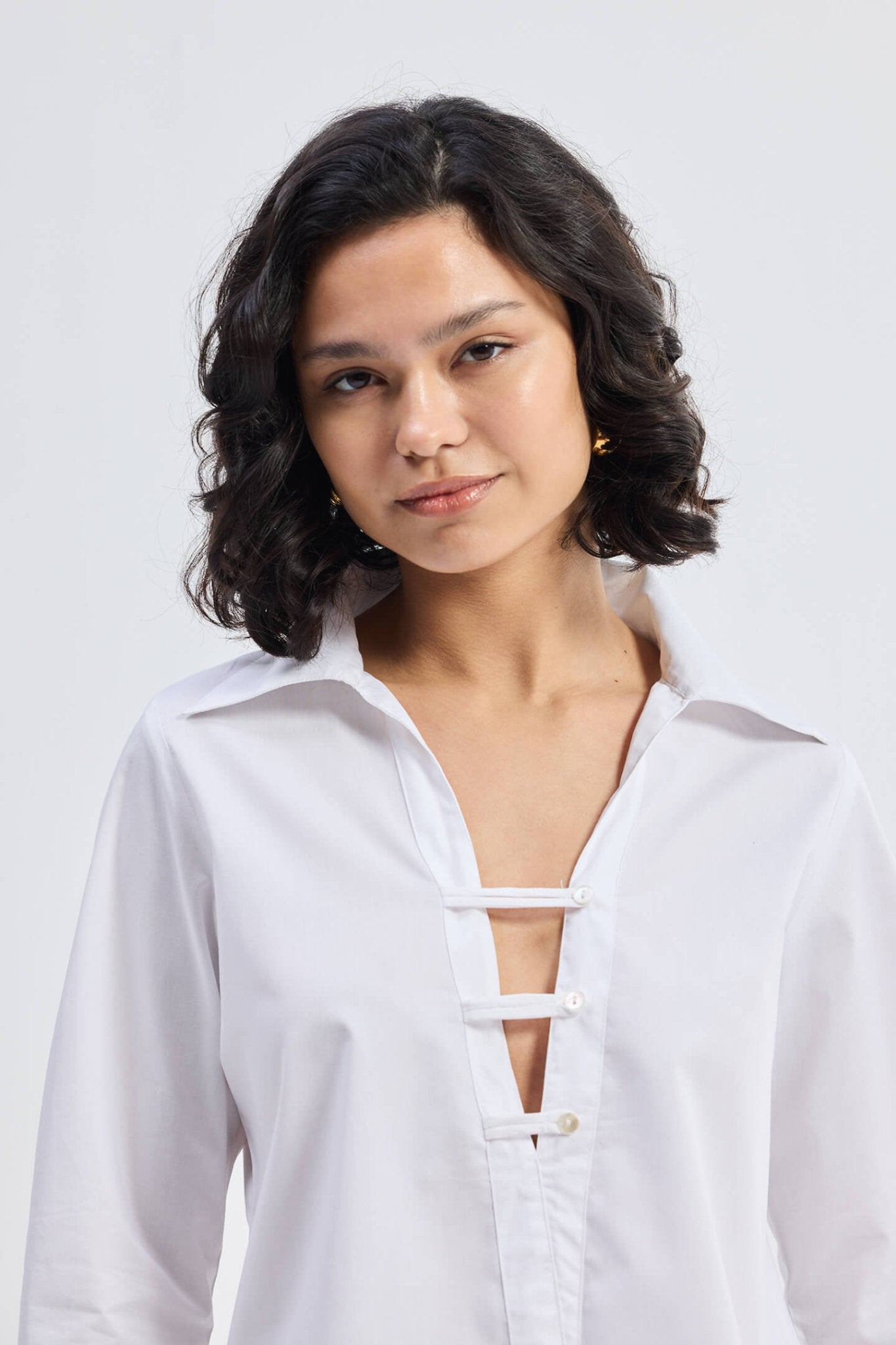 Crisp Details Button - down Shirt in White - Eco4life Clothing and Accessories