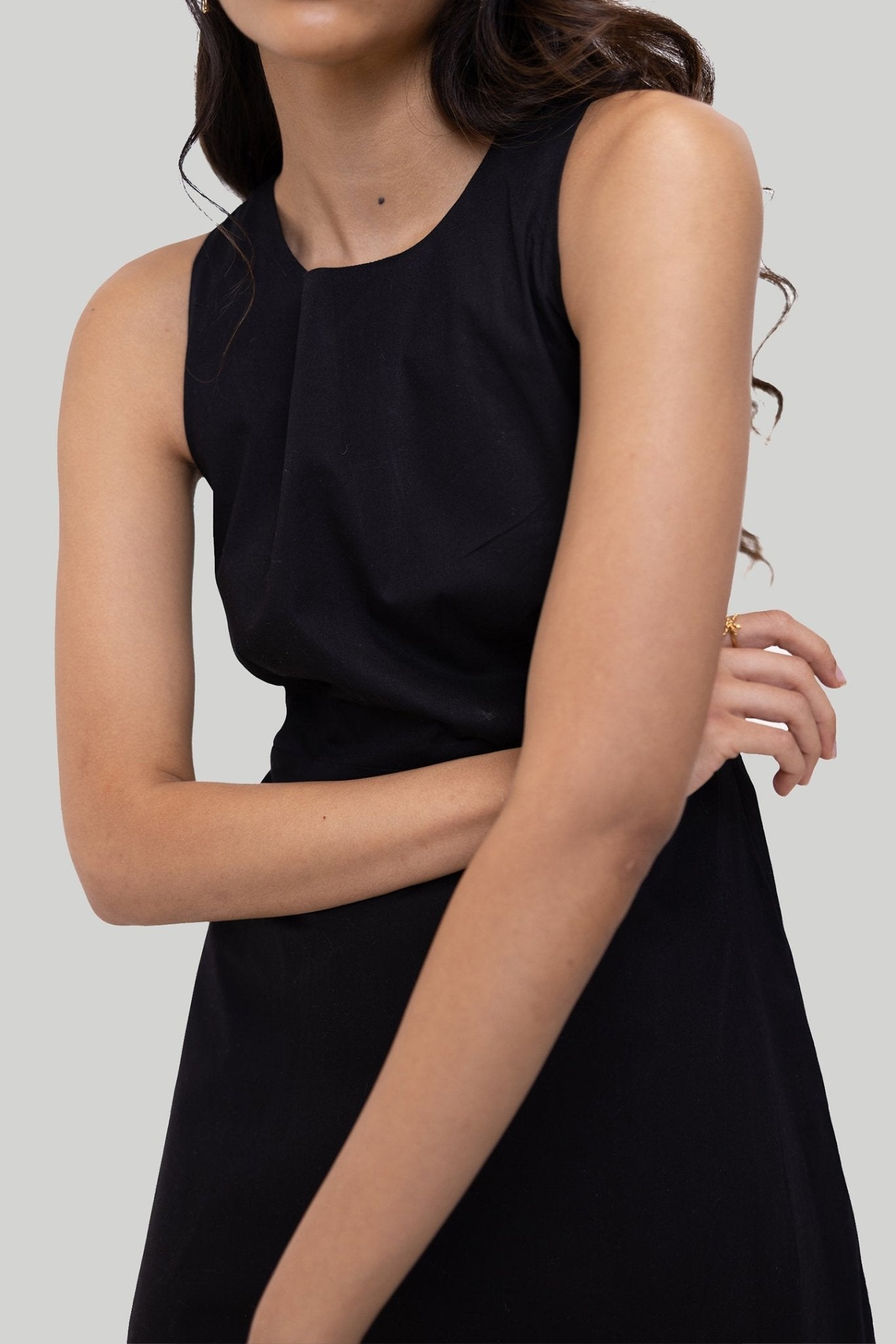 Cross - back Midi Dress in Black - Eco4life Clothing and Accessories