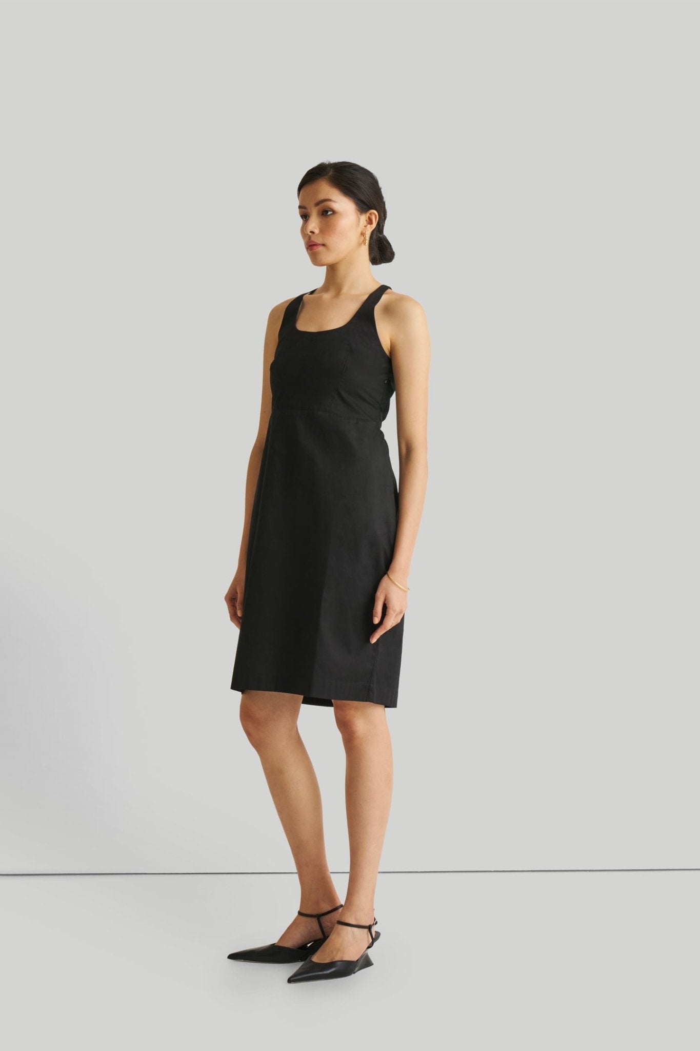 Fitted Knee Length Dress in Black - Eco4life Clothing and Accessories