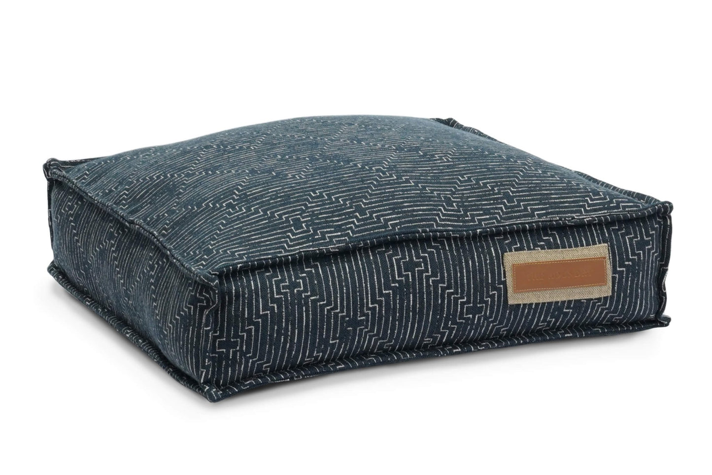 Lounger Pet Bed in Midnight Malamute - Eco4life Clothing and Accessories