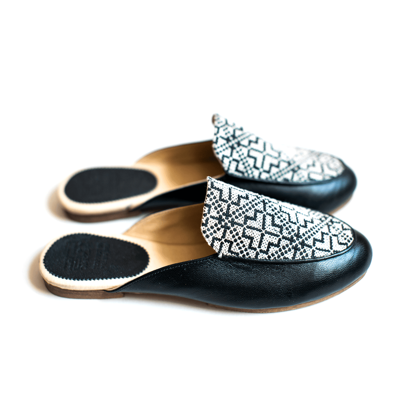 Nadia Mule - Black and White - Eco4life Clothing and Accessories
