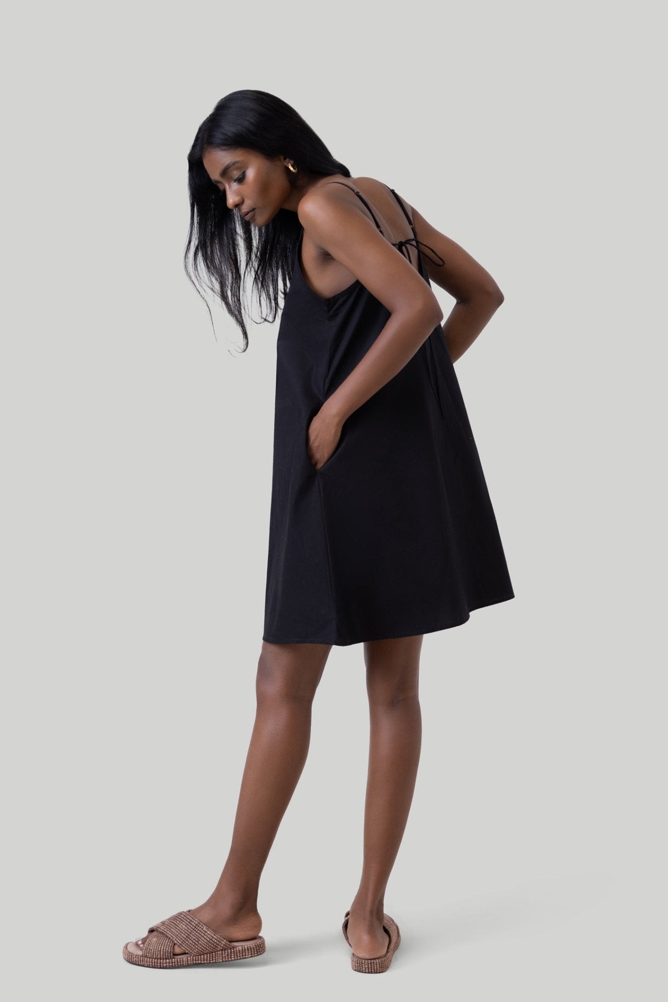 Short Tent Dress in Black - Eco4life Clothing and Accessories