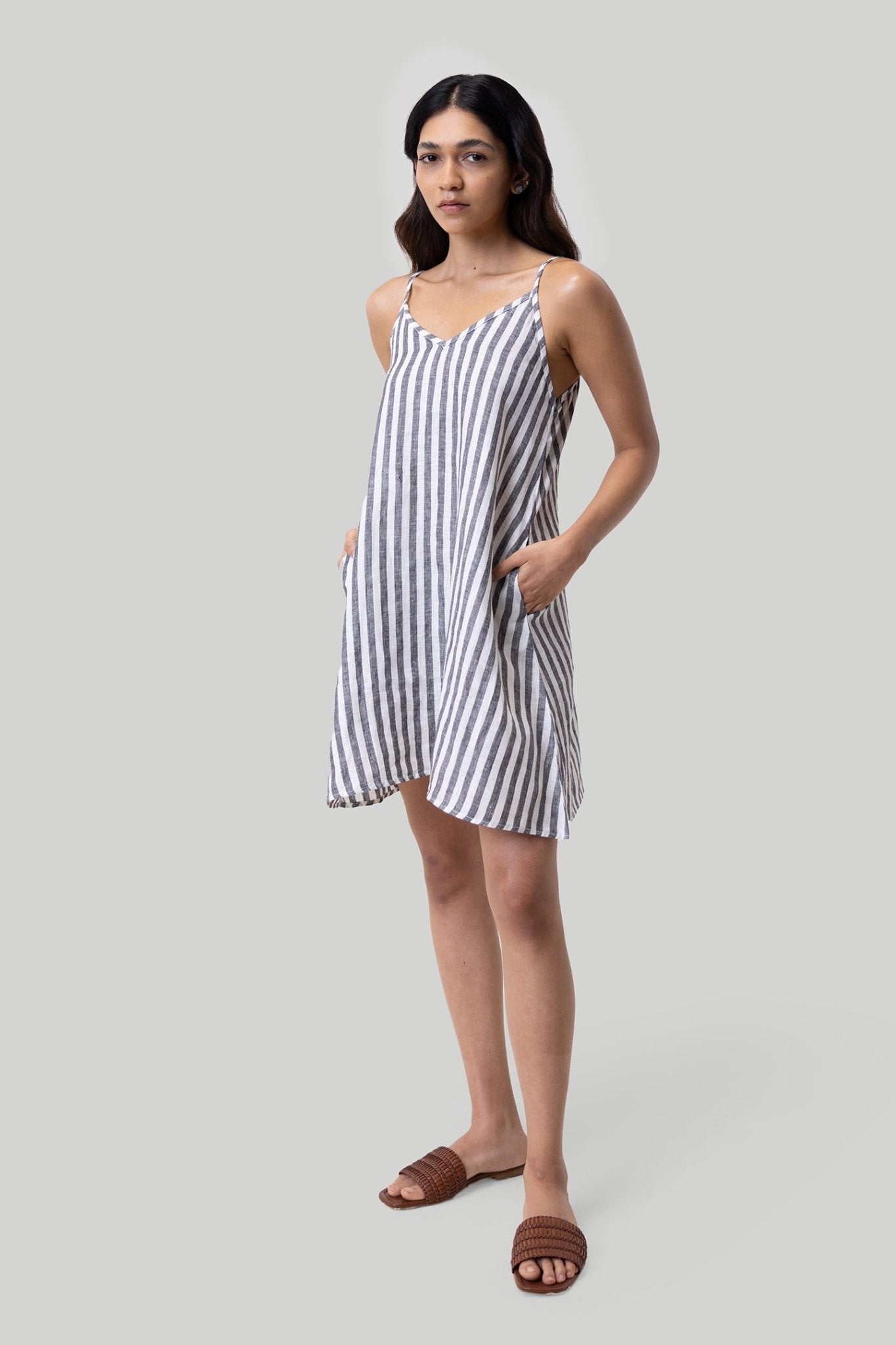 Short Tent Dress in Linen Stripes - Eco4life Clothing and Accessories