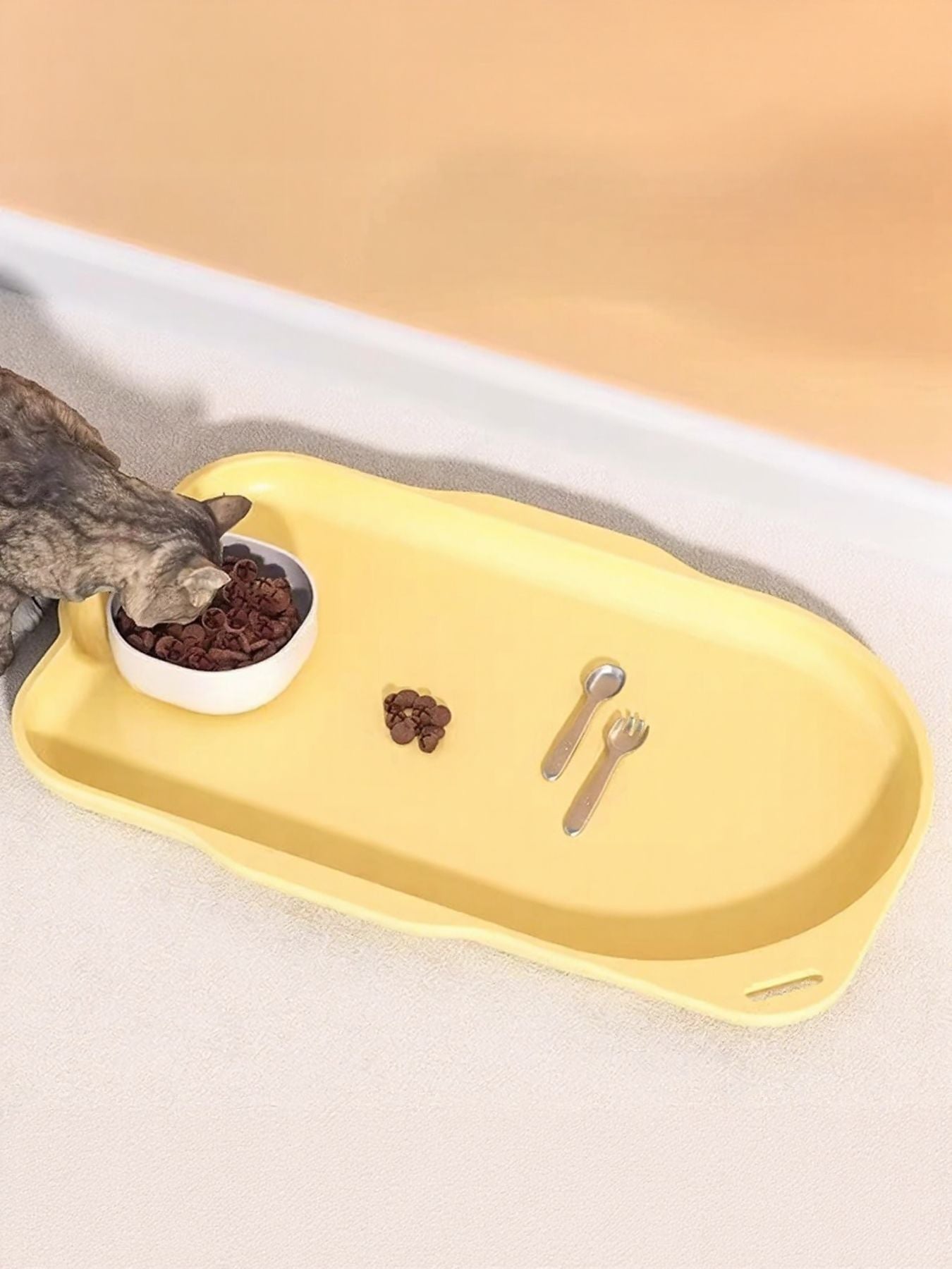 Non - Slip Pet Bowl with Tray - Eco4life Clothing and Accessories