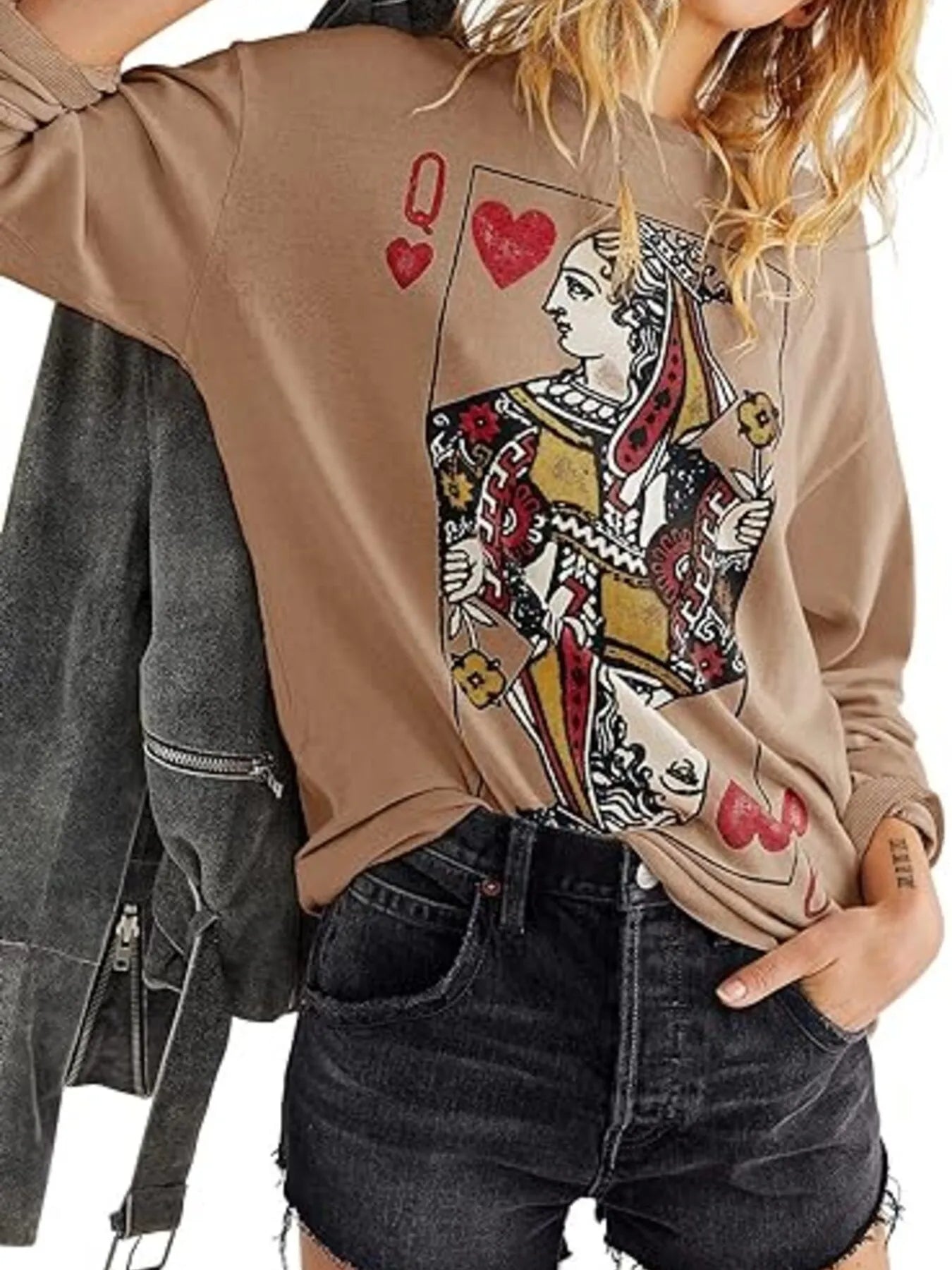 Queen of Hearts Playing Card Graphic Round Neck Sweatshirt - Eco4life Clothing and Accessories