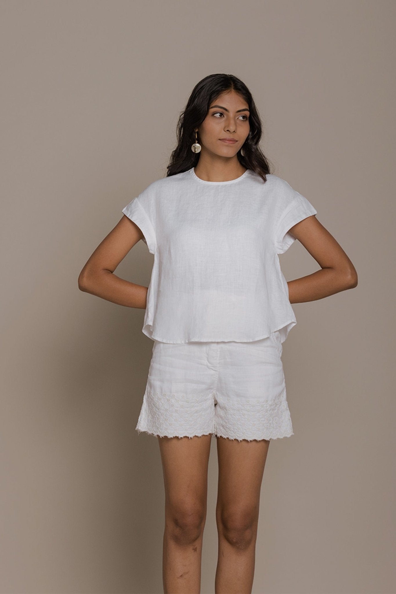 Sandcastle Saturdays Top in White - Eco4life Clothing and Accessories